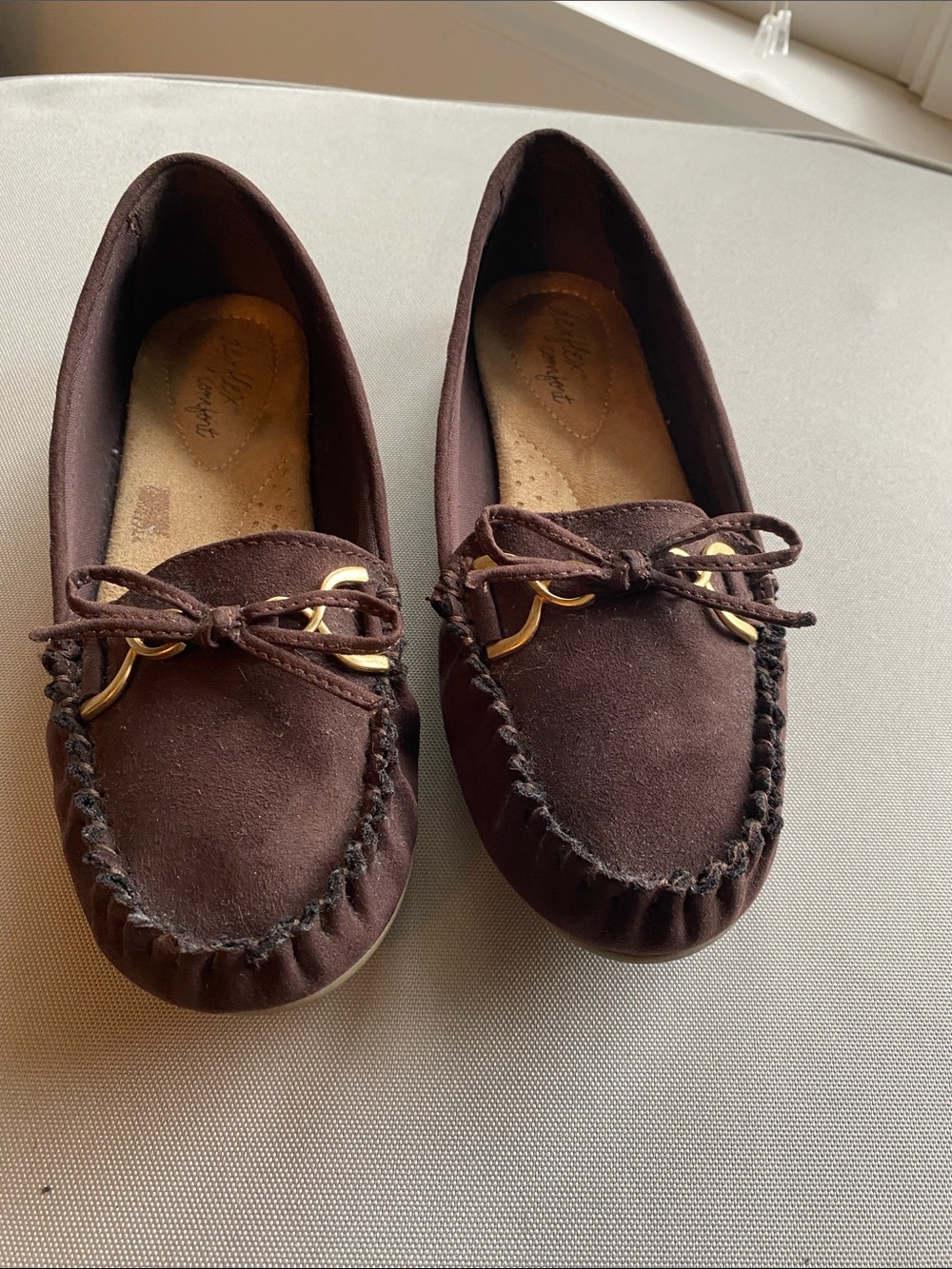 dexflex comfort Dark Brown Suede Moccasin Loafers with Bow & Gold Accent - Sz 7